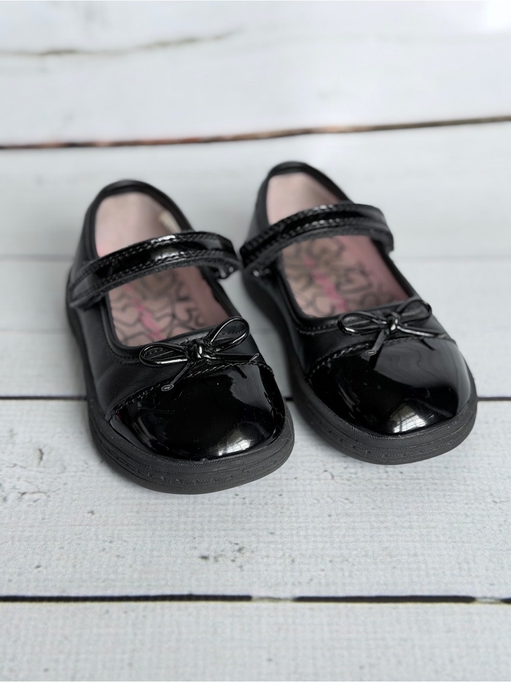 Carter's Girls Black Patent Mary Jane Shoes with Bow - Picture 3 of 11